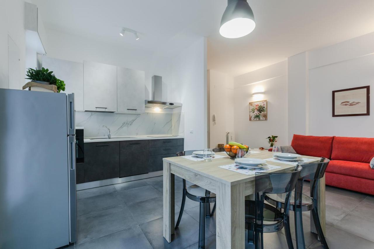 Home Holiday Lovely Apartment لا سبيتسْيا المظهر الخارجي الصورة